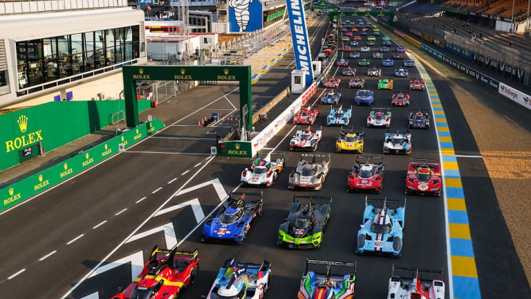 Check out your weekend racing schedule